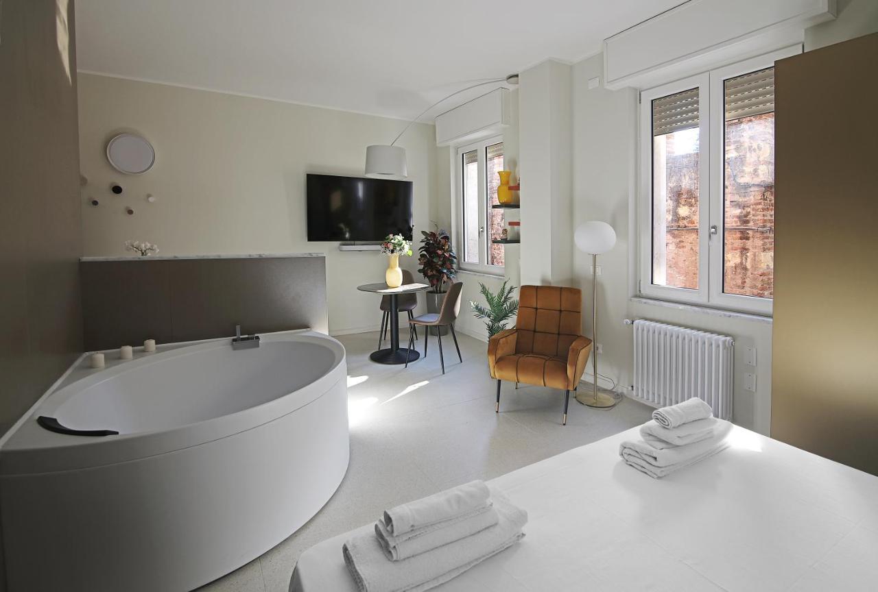 Romantic Verona Apartment Luaran gambar